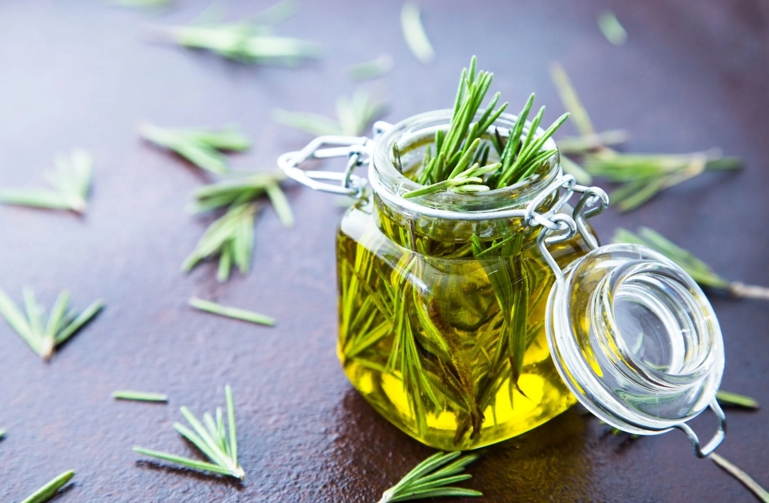 How to Make Rosemary Essential Oil — Step-by-Step Guide – Copper Pro
