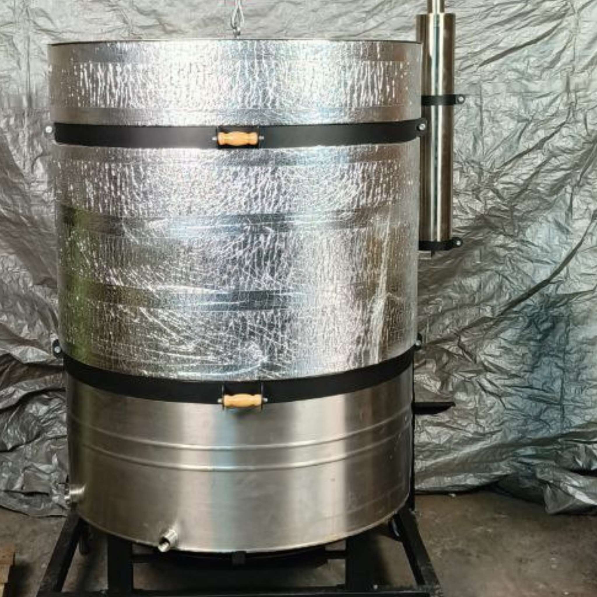 Commercial essential oil distiller 220Gal (830L) - Copper Pro