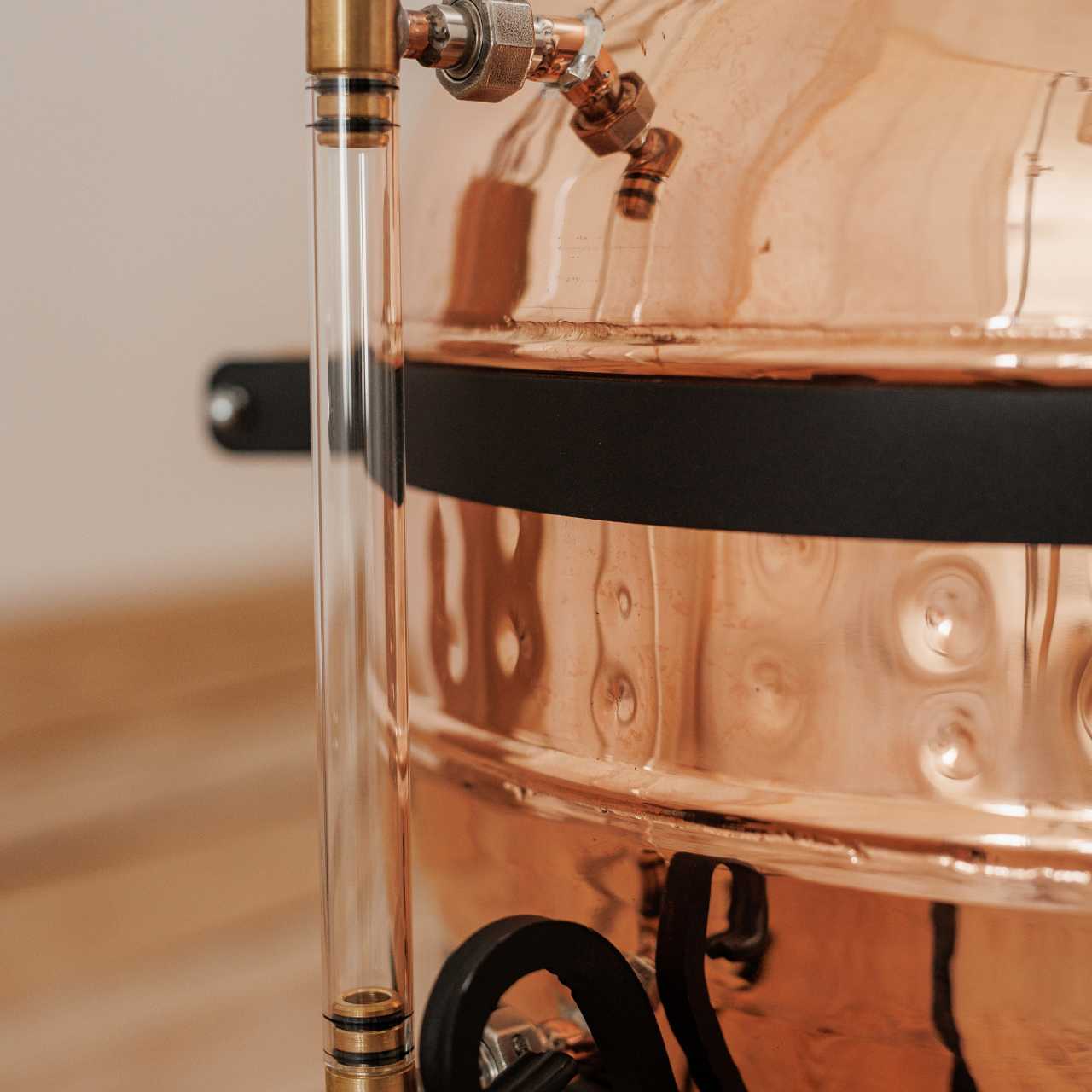 Copper Essential Oil Distiller - 21 Gall/80 Liters - [Legacy] - Copper Pro