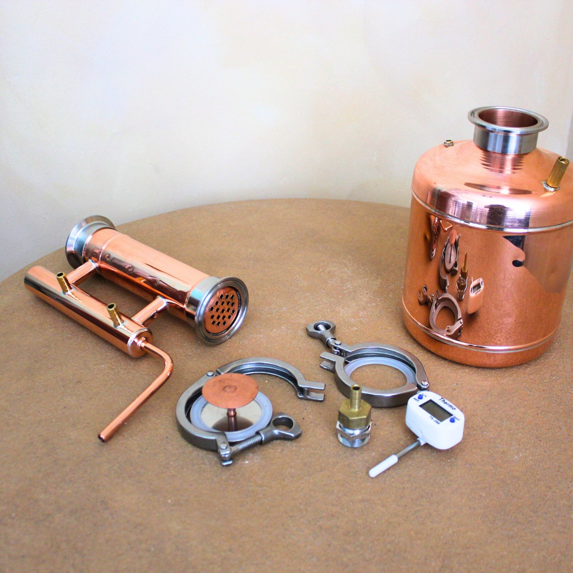 Copper Pot still 2.4 l with double clumped top - Copper Pro