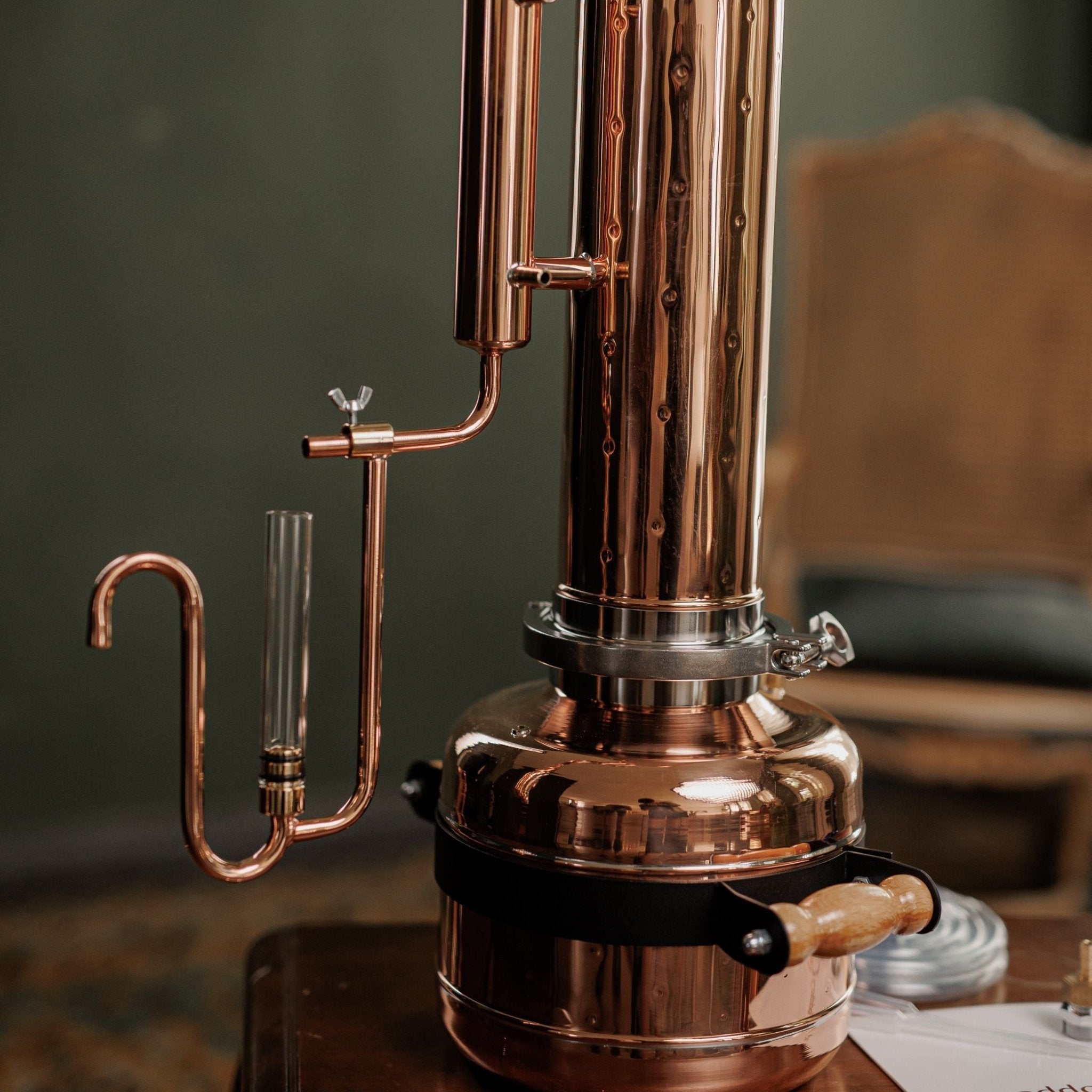 Electric Copper Essential Oil Distiller 1,9Gal/7L - Basic Kit - Copper Pro