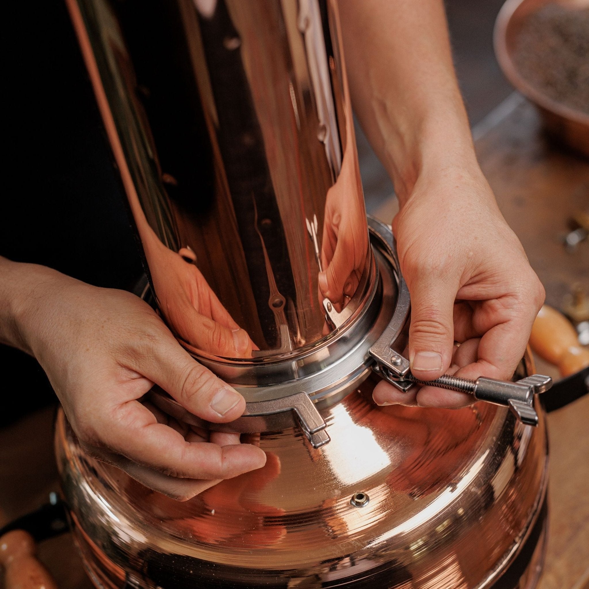 Electric Copper Essential Oil Distiller 1,9Gal/7L - Premium Kit - Copper Pro