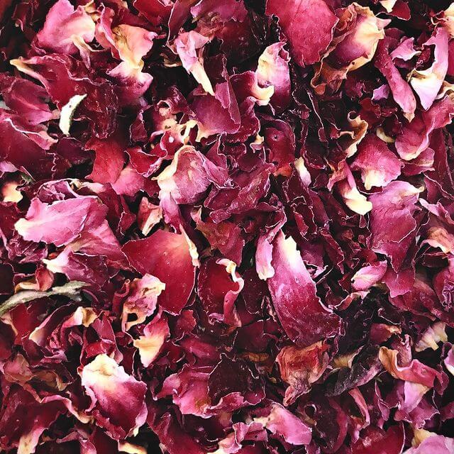 Fragrant rose petals for hydrosol distillation | 0,5 kilos - Copper Pro